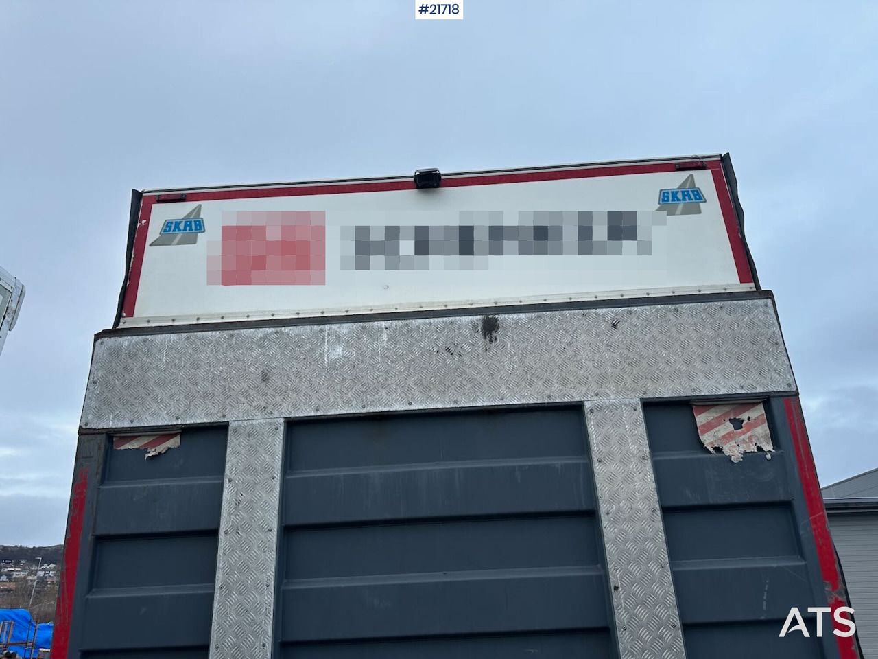 Mercedes Actros 1835 skapbil m/ Full sideåpning, aggregat, lift og 2 sett dekk - Furgonas sunkvežimis: foto 5 Mercedes Actros 1835 skapbil m/ Full sideåpning, aggregat, lift og 2 sett dekk - Furgonas sunkvežimis: foto 5
