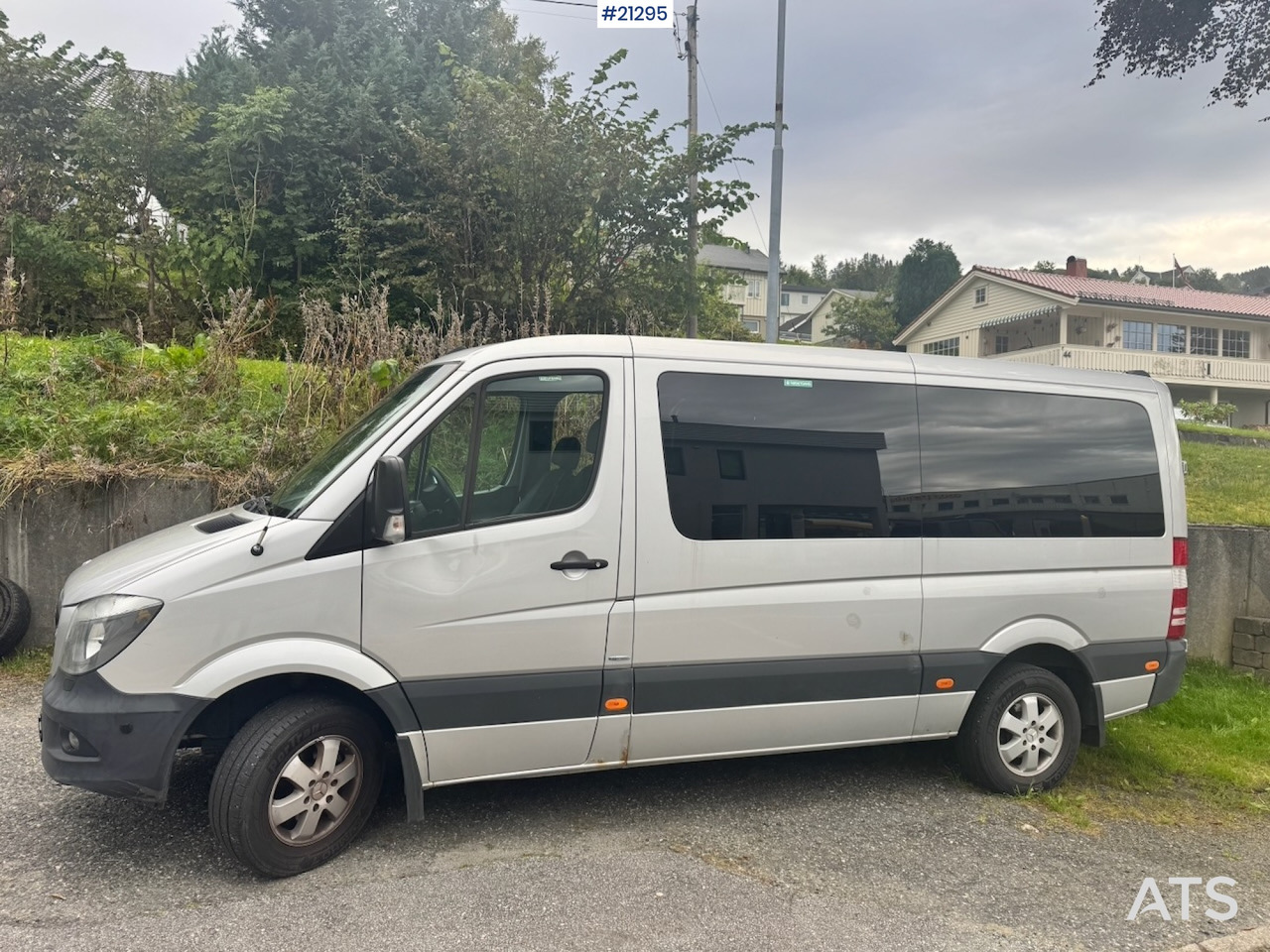 Mercedes Sprinter 316 - Mikroautobusas, Keleivinis furgonas: foto 2 Mercedes Sprinter 316 - Mikroautobusas, Keleivinis furgonas: foto 2