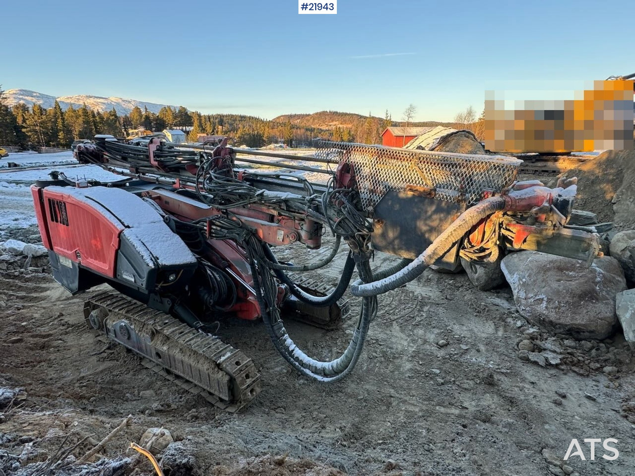 Sandvik Dino DC400RI Borerigg. Overhalt motor og hammer SE VIDEO - Gręžimo mašina: foto 3 Sandvik Dino DC400RI Borerigg. Overhalt motor og hammer SE VIDEO - Gręžimo mašina: foto 3