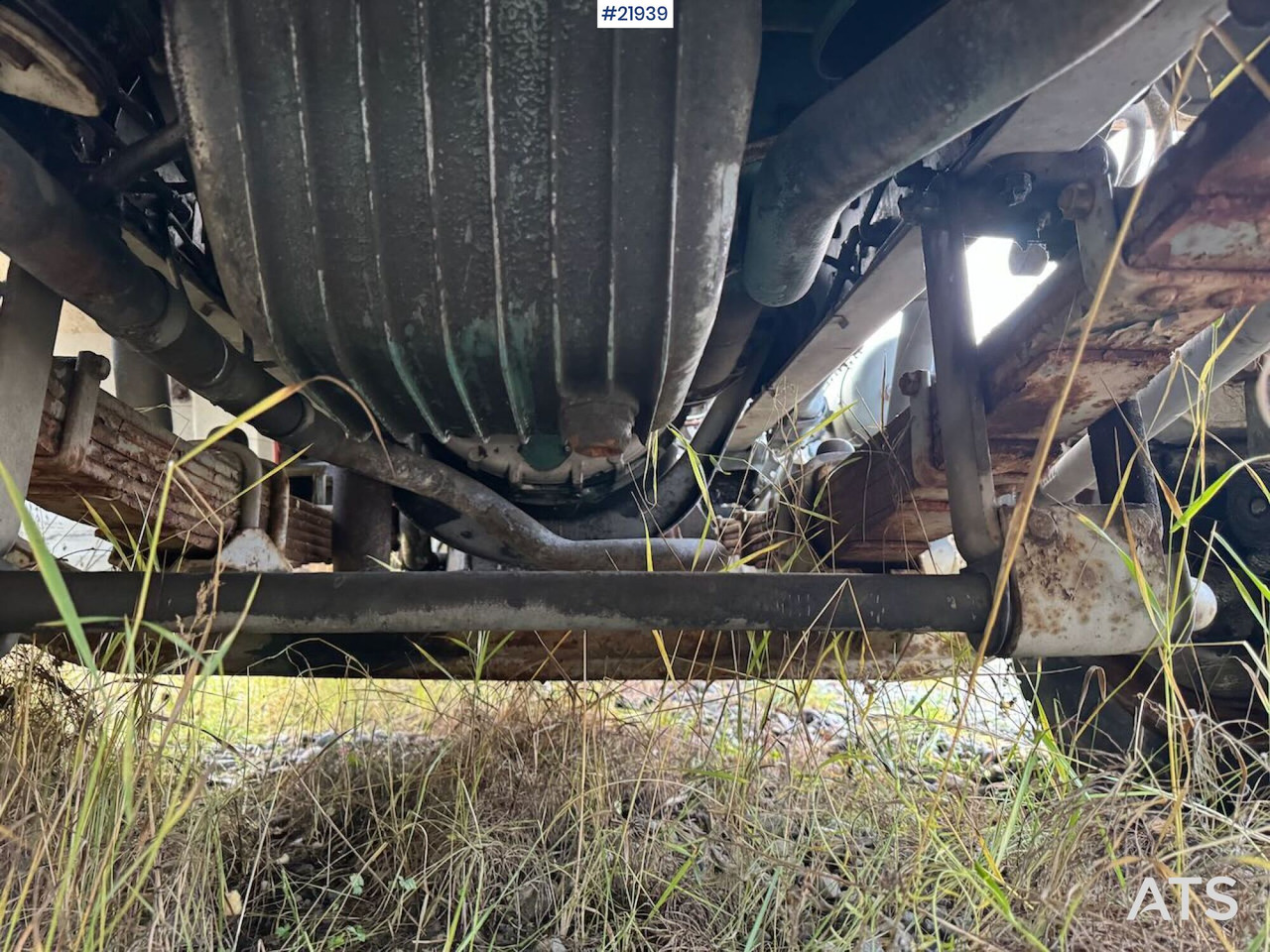 Scania P112 6x2 chassis lizingą Scania P112 6x2 chassis: foto 9