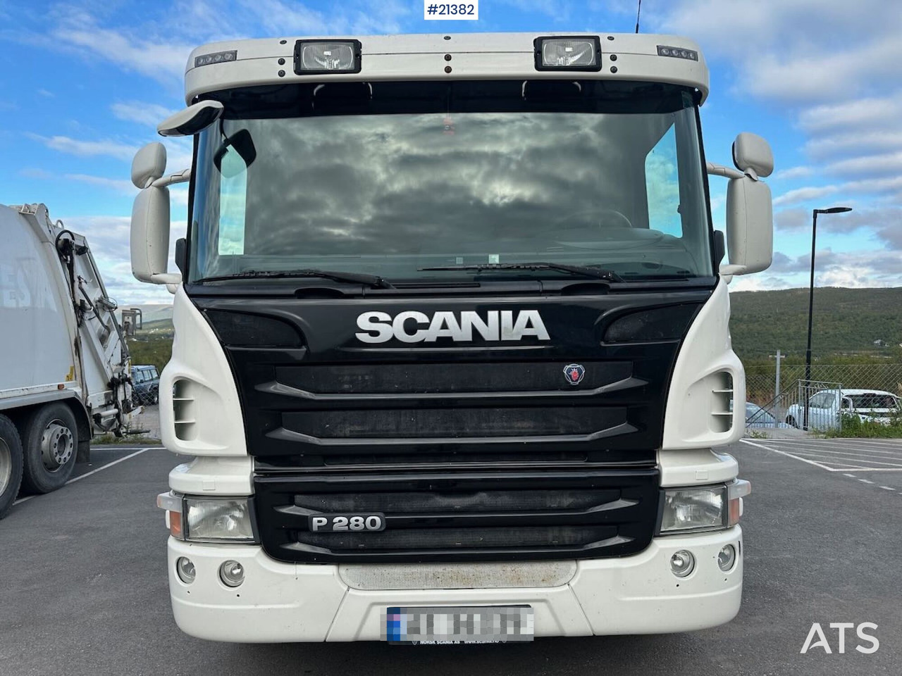 Scania P280 - Nuožulnaus pakėlimo ant platformos sunkvežimis: foto 3 Scania P280 - Nuožulnaus pakėlimo ant platformos sunkvežimis: foto 3