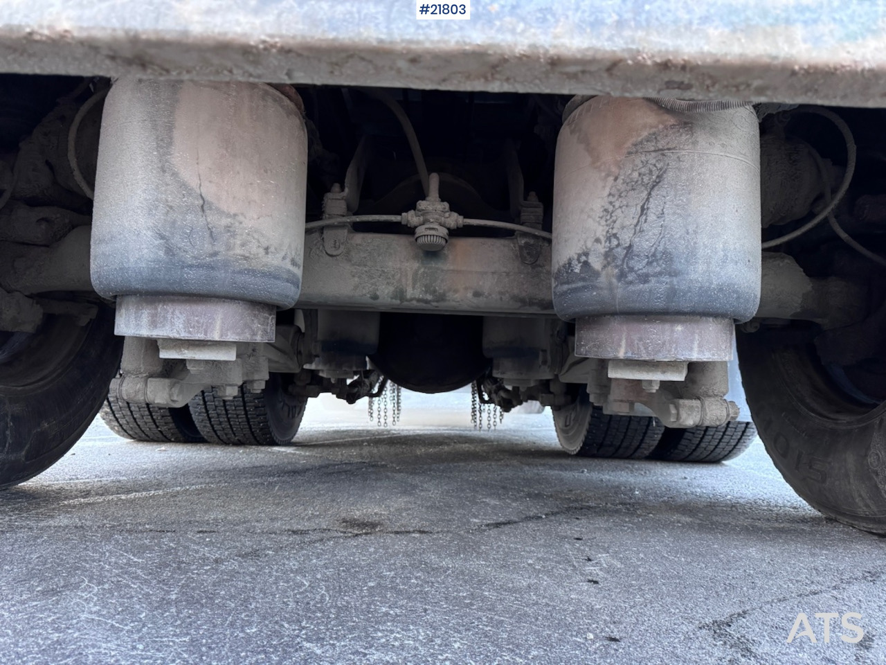 Nuožulnaus pakėlimo ant platformos sunkvežimis Scania P450: foto 26