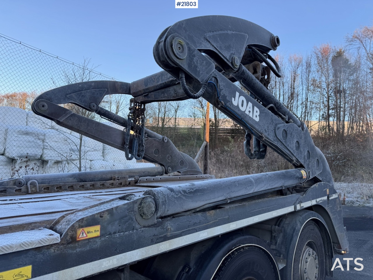 Nuožulnaus pakėlimo ant platformos sunkvežimis Scania P450: foto 14