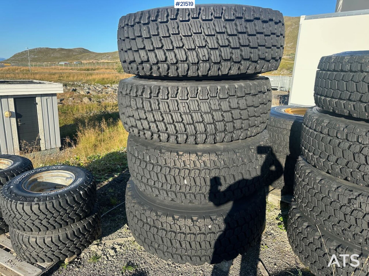 Triangle hjullaster dekk på felg til Volvo L110 hjullaster - Padanga - Statybinė technika: foto 2 Triangle hjullaster dekk på felg til Volvo L110 hjullaster - Padanga - Statybinė technika: foto 2