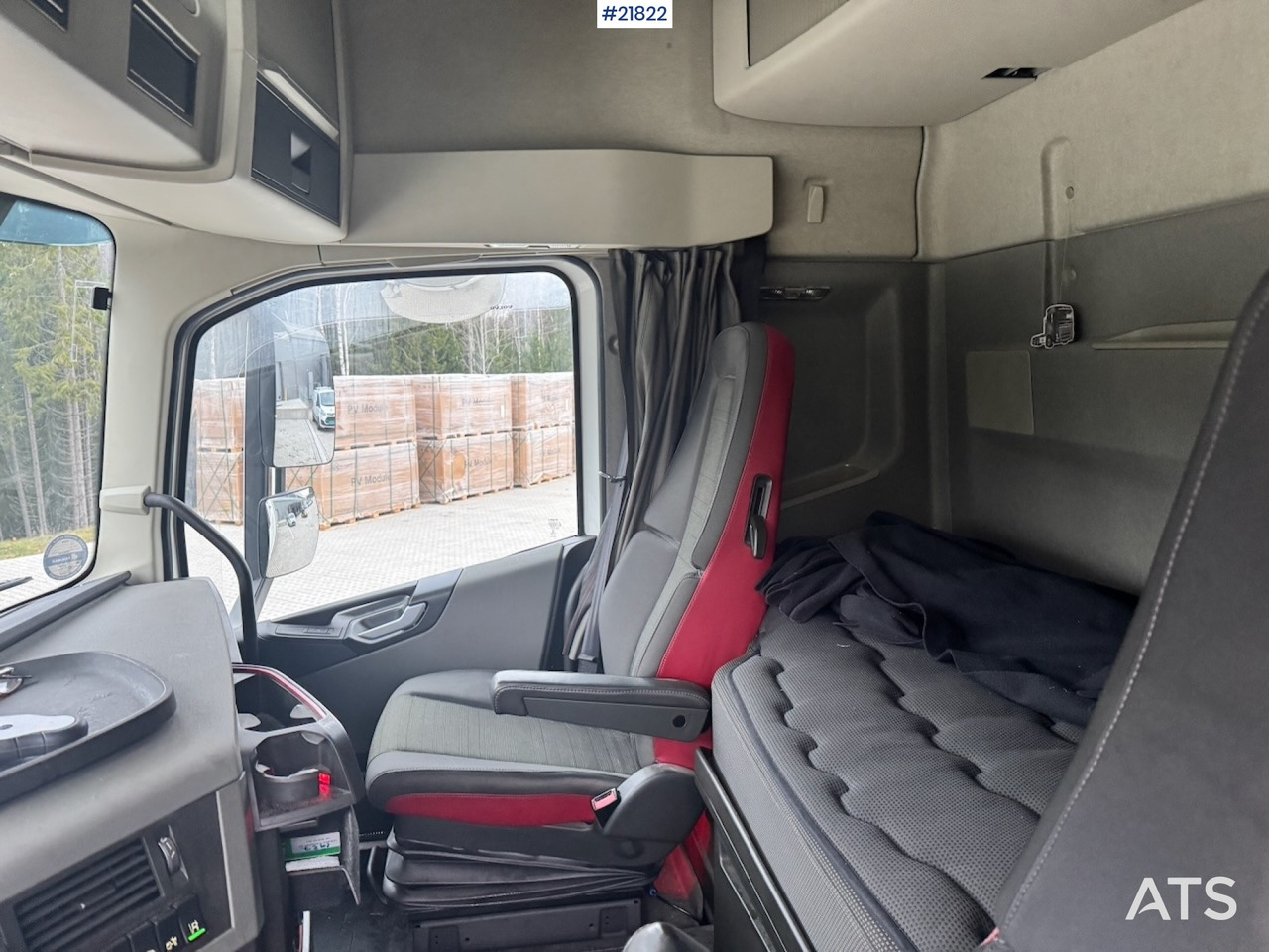 Furgonas sunkvežimis Volvo 2015 Volvo FH420 6x2 Skapbil. Eu-godkjent. SE VIDEO: foto 38