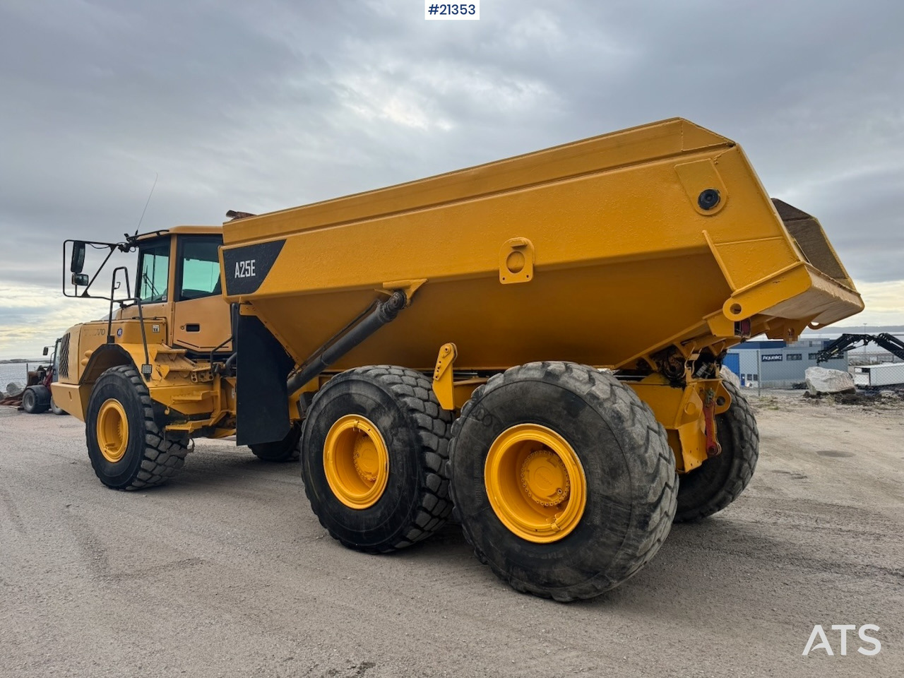 Volvo A25E - Šarnyrinis savivartis: foto 4 Volvo A25E - Šarnyrinis savivartis: foto 4