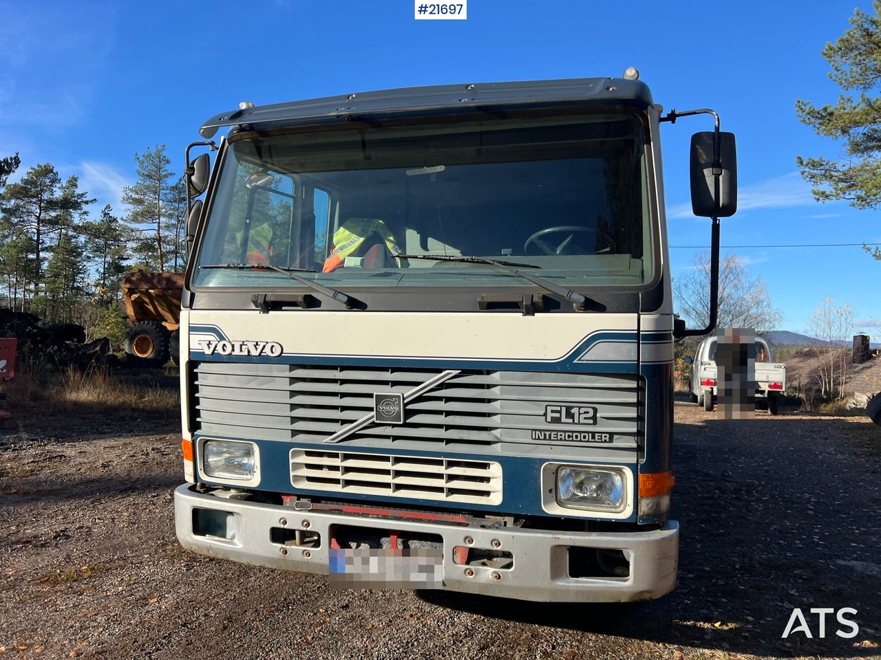 Volvo FH12 6x2 Tippbil - Savivartis sunkvežimis: foto 4 Volvo FH12 6x2 Tippbil - Savivartis sunkvežimis: foto 4