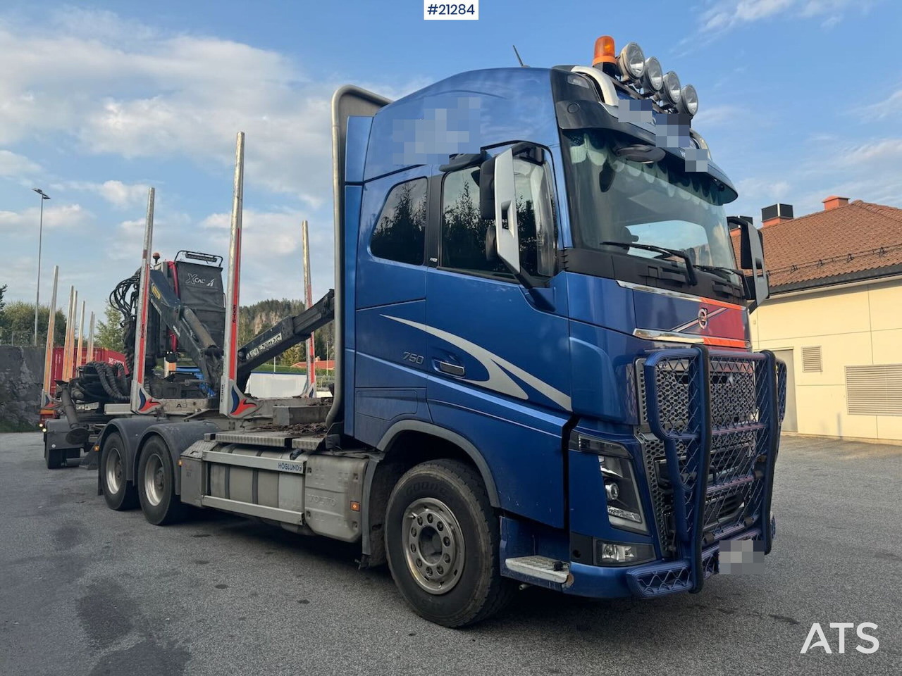 Miškovežis, Sunkvežimis su kranu Volvo FH750: foto 17