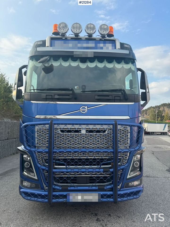 Miškovežis, Sunkvežimis su kranu Volvo FH750: foto 19