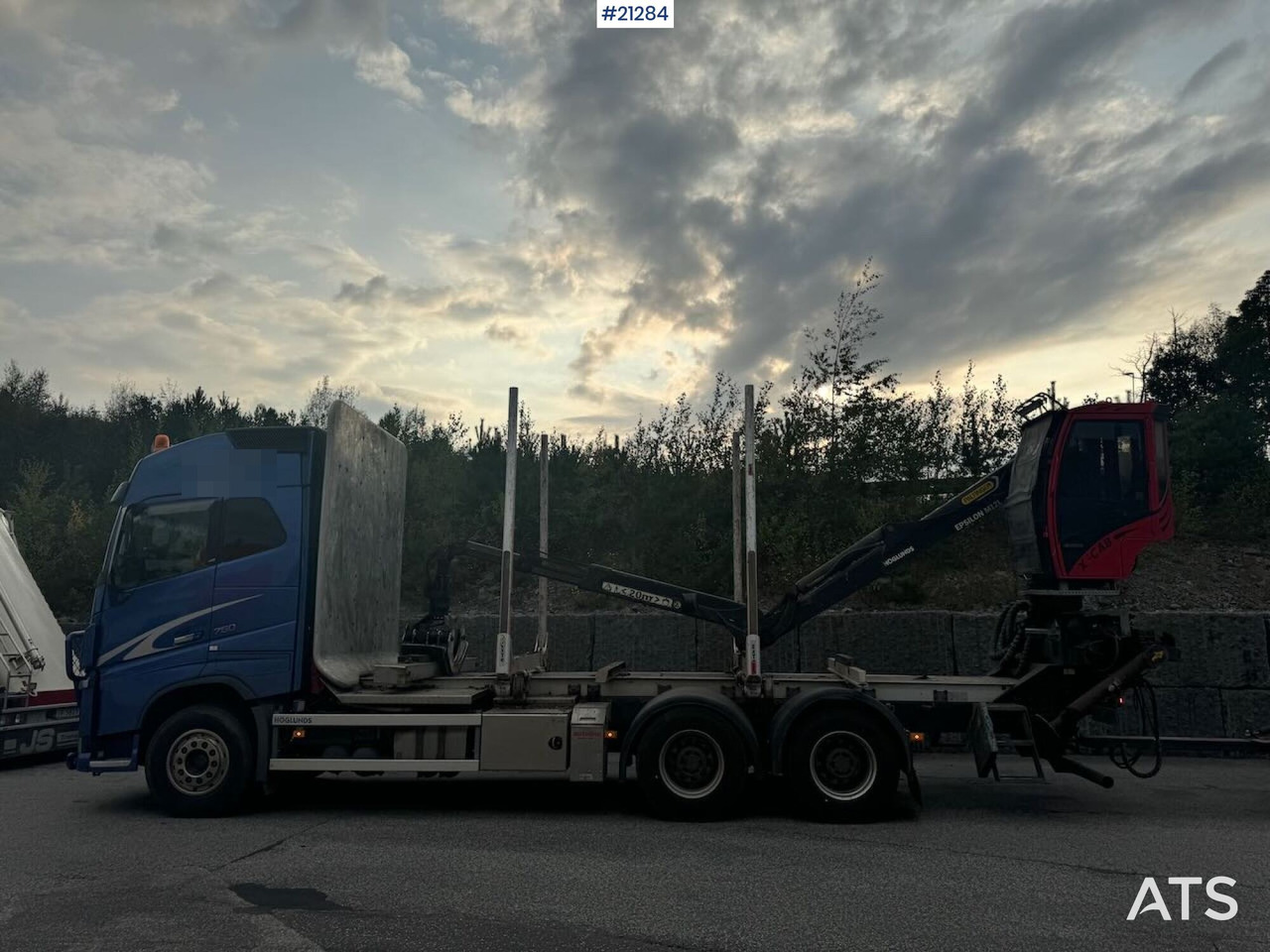 Miškovežis, Sunkvežimis su kranu Volvo FH750: foto 47