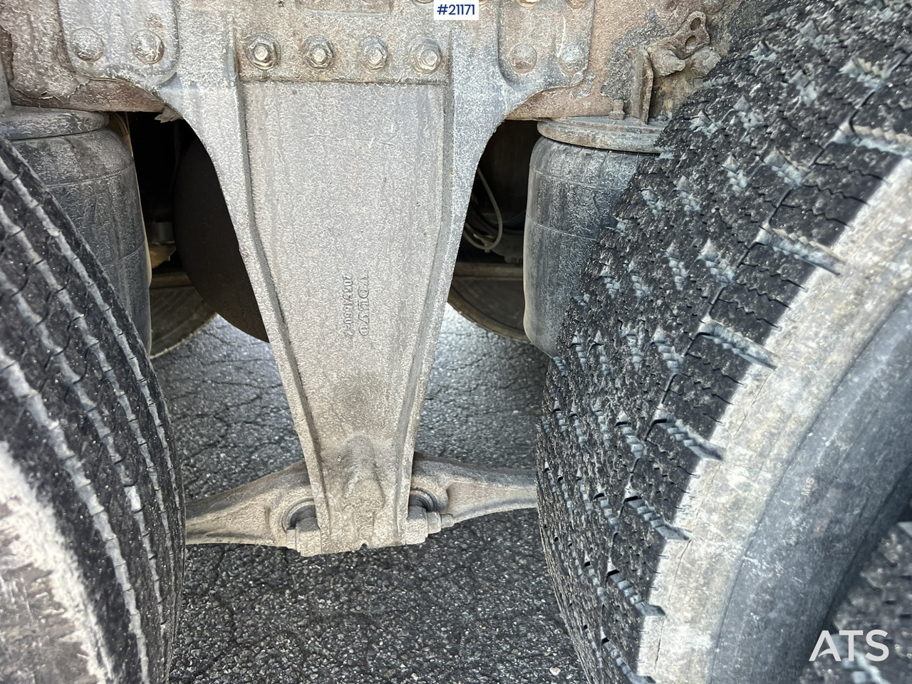 Sunkvežimis su kranu Volvo FM480: foto 40 Sunkvežimis su kranu Volvo FM480: foto 40