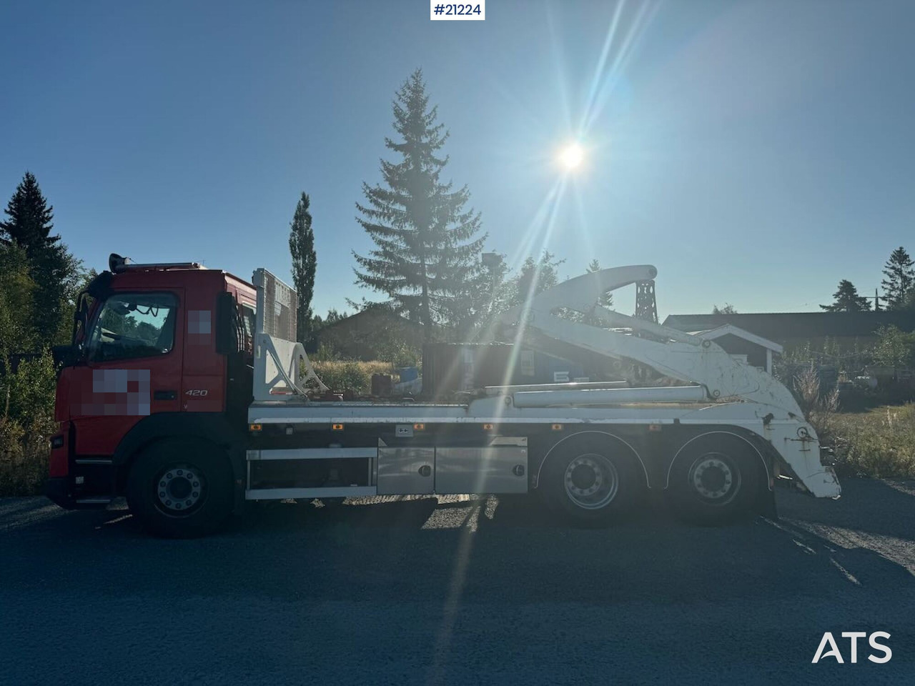 Volvo FMX 420 - Nuožulnaus pakėlimo ant platformos sunkvežimis: foto 4 Volvo FMX 420 - Nuožulnaus pakėlimo ant platformos sunkvežimis: foto 4