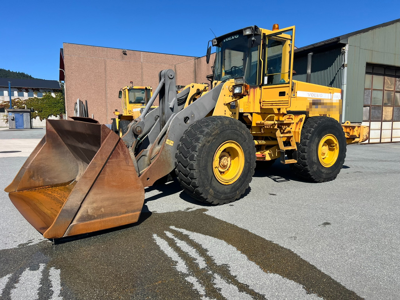 Volvo L120C - Ratinis krautuvas: foto 4 Volvo L120C - Ratinis krautuvas: foto 4