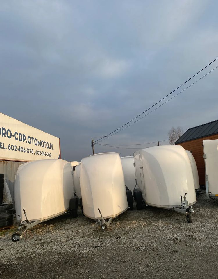 Niewiadów Furgon Niewiadów F1334 z trapem wjazdowym - Automobilinė priekaba: foto 3 Niewiadów Furgon Niewiadów F1334 z trapem wjazdowym - Automobilinė priekaba: foto 3