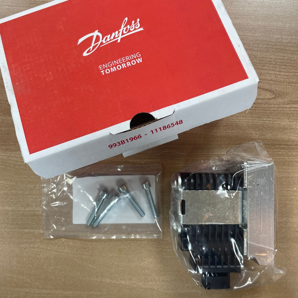 Danfoss Solenoid Valve 157B4735 - Hidraulinis vožtuvas - Kranas-manipuliatorius: foto 4 Danfoss Solenoid Valve 157B4735 - Hidraulinis vožtuvas - Kranas-manipuliatorius: foto 4