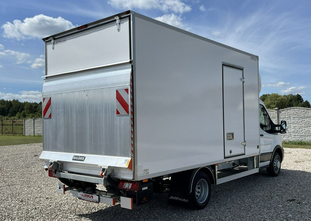 Ford Transit - Furgonas su krovinių dėže: foto 4 Ford Transit - Furgonas su krovinių dėže: foto 4
