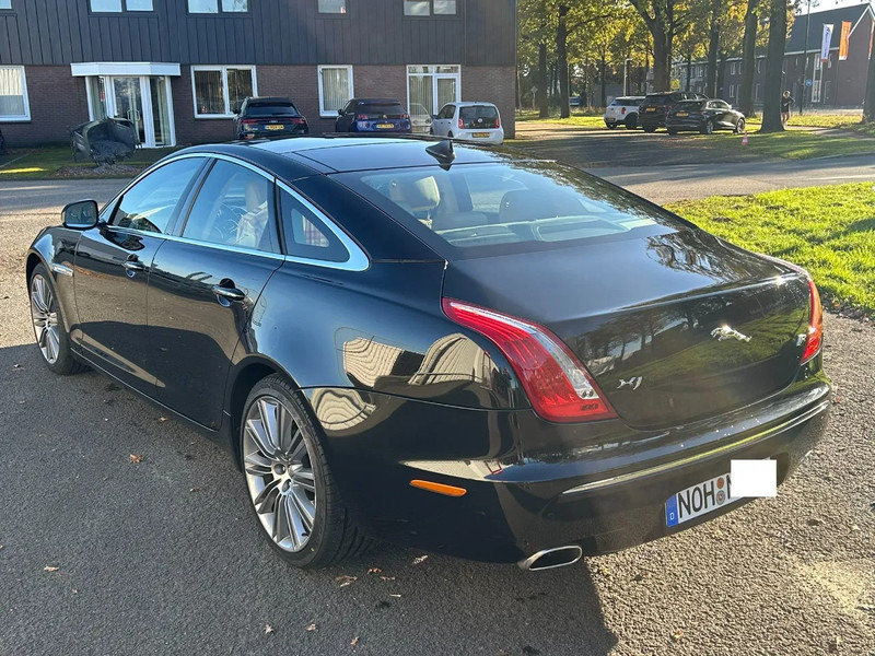Jaguar XJ 3.0 V6D 275 PK /AUTOM / PANO DAK / VOL LEDER / MERIDAN / EXPORT PRICE - Sedanas: foto 5 Jaguar XJ 3.0 V6D 275 PK /AUTOM / PANO DAK / VOL LEDER / MERIDAN / EXPORT PRICE - Sedanas: foto 5