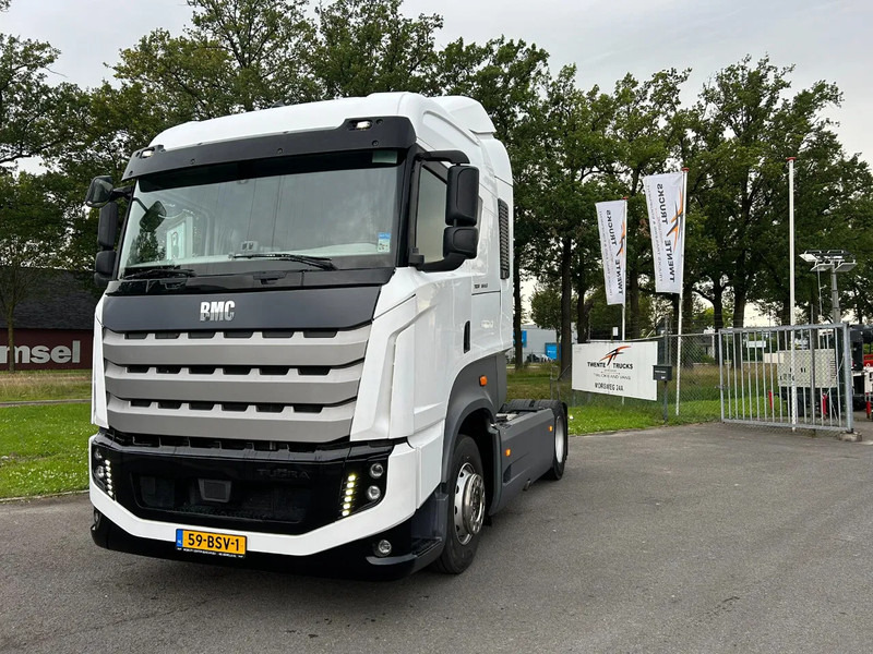 BMC TUGHRA 1846 TGR 460PK Euro 6 powered by Iveco / Automatic gearbox ZF - Vilkikas: foto 4 BMC TUGHRA 1846 TGR 460PK Euro 6 powered by Iveco / Automatic gearbox ZF - Vilkikas: foto 4