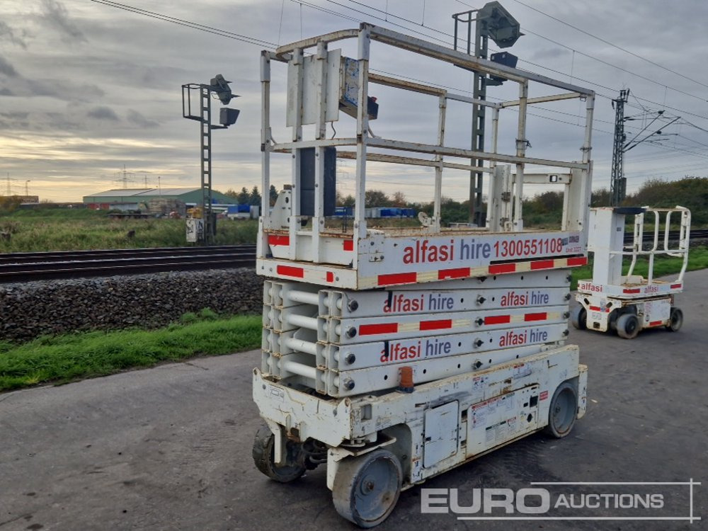 2012 Genie GS-3232 - Žirklinis keltuvas: foto 1 2012 Genie GS-3232 - Žirklinis keltuvas: foto 1