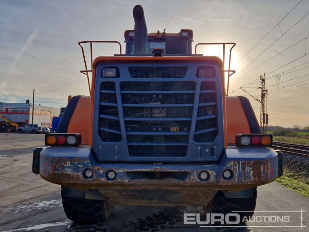 2013 Doosan DL420-3 - Ratinis krautuvas: foto 4 2013 Doosan DL420-3 - Ratinis krautuvas: foto 4