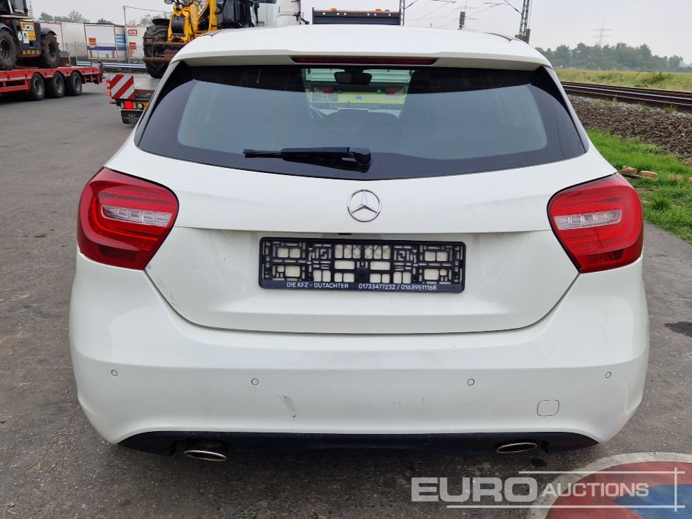2013 Mercedes Benz A180 - Lengvasis automobilis: foto 4 2013 Mercedes Benz A180 - Lengvasis automobilis: foto 4