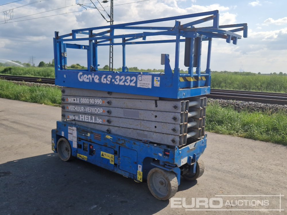 2015 Genie GS-3232 - Kėlimo platforma: foto 3 2015 Genie GS-3232 - Kėlimo platforma: foto 3