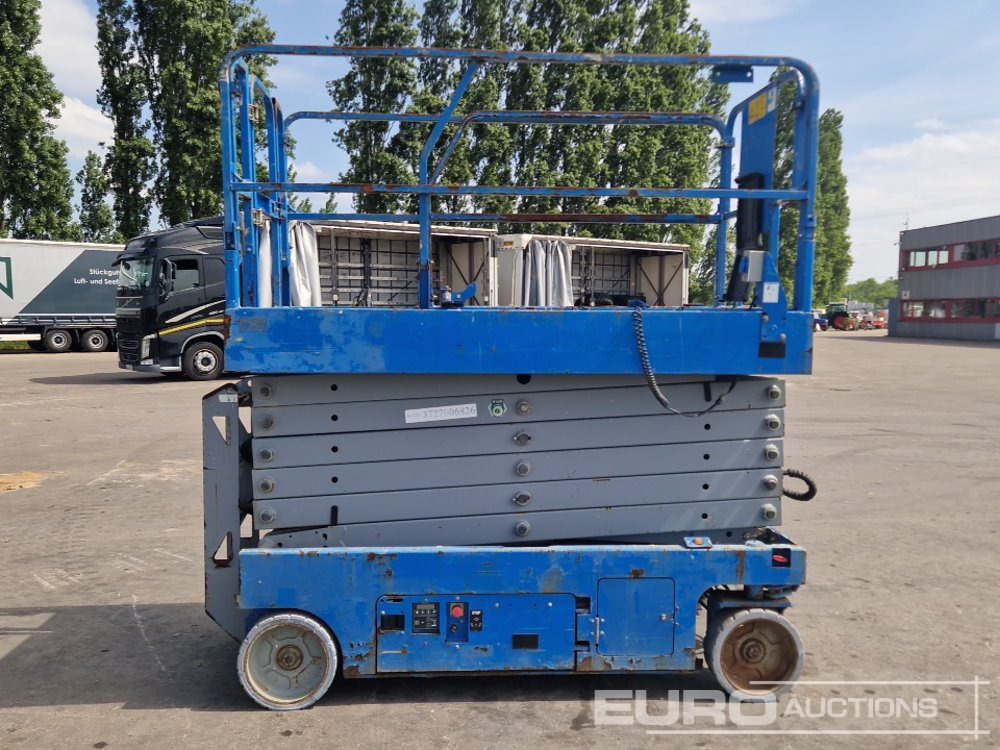 2015 Genie GS4047 - Kėlimo platforma: foto 5 2015 Genie GS4047 - Kėlimo platforma: foto 5