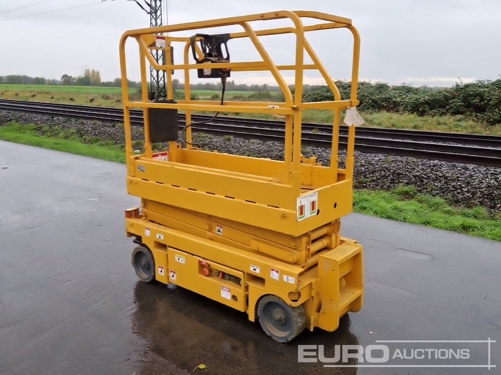 2015 Haulotte Optimum 8 - Žirklinis keltuvas: foto 3 2015 Haulotte Optimum 8 - Žirklinis keltuvas: foto 3