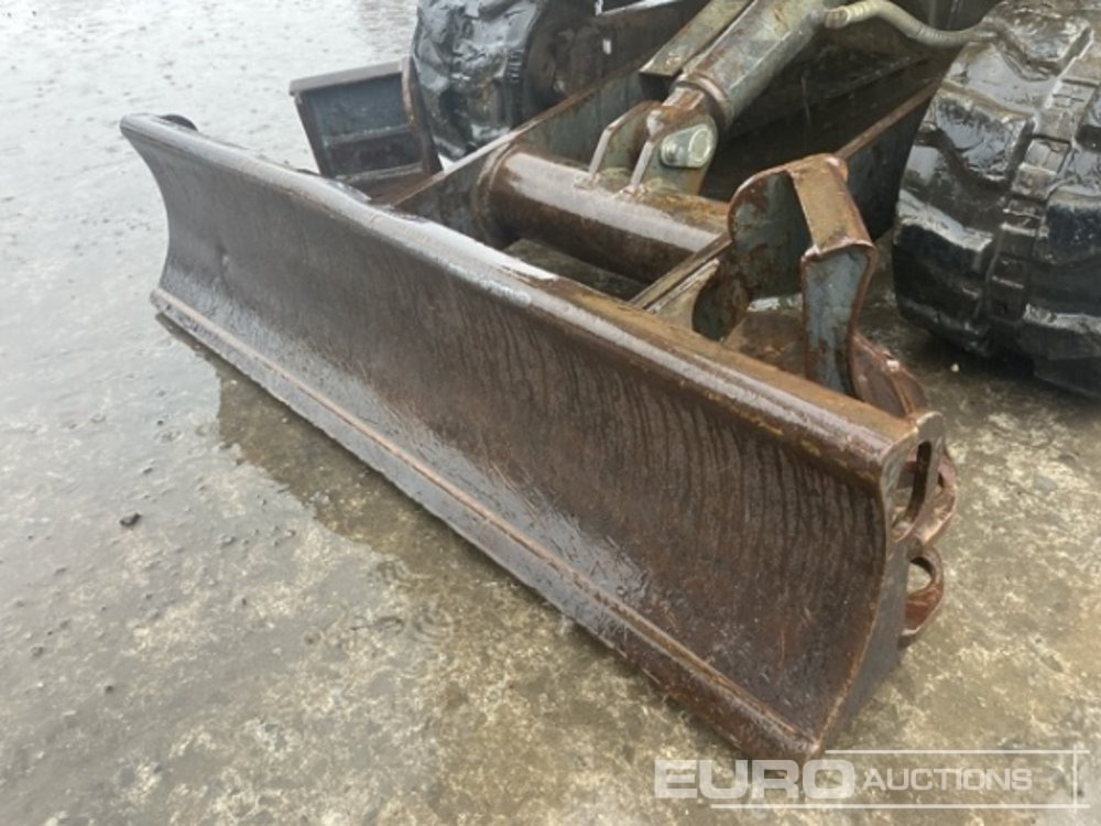 2015 Komatsu PC18MR-3 - Mini ekskavatorius: foto 5 2015 Komatsu PC18MR-3 - Mini ekskavatorius: foto 5