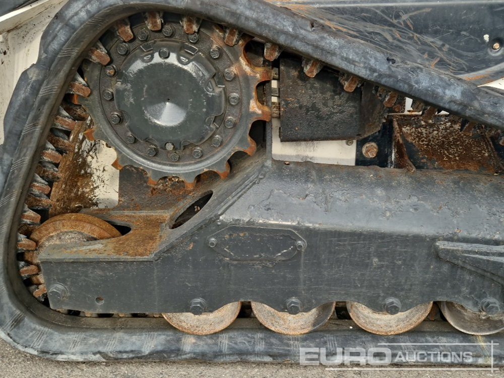 Vikšrinis mini krautuvas 2022 Bobcat T62: foto 9