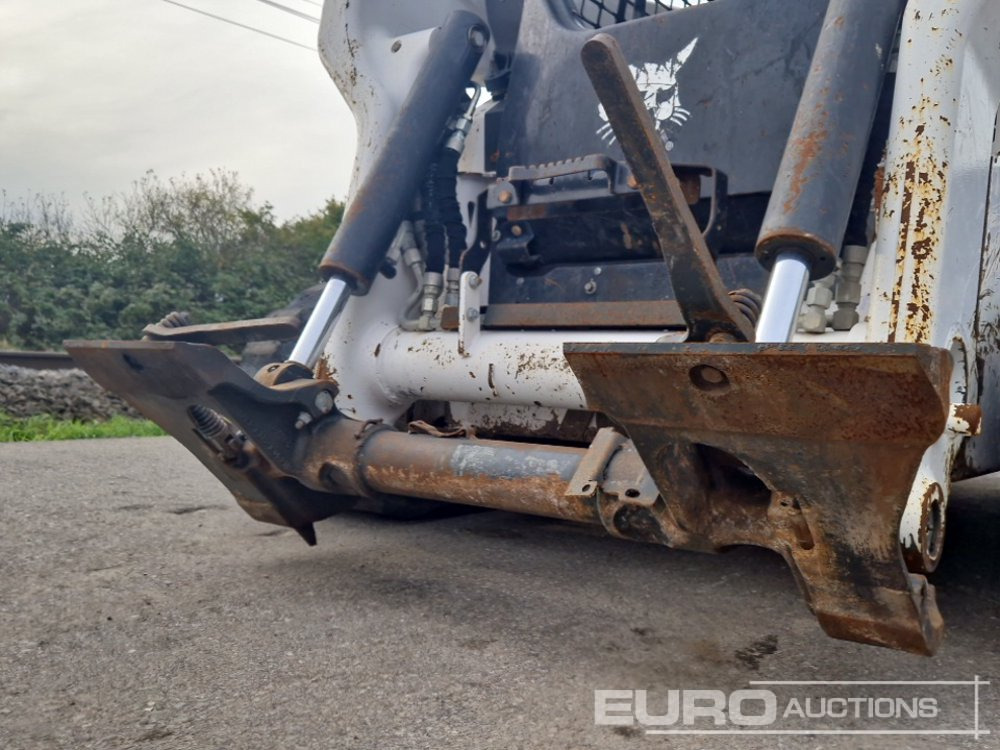 Vikšrinis mini krautuvas 2022 Bobcat T62: foto 14