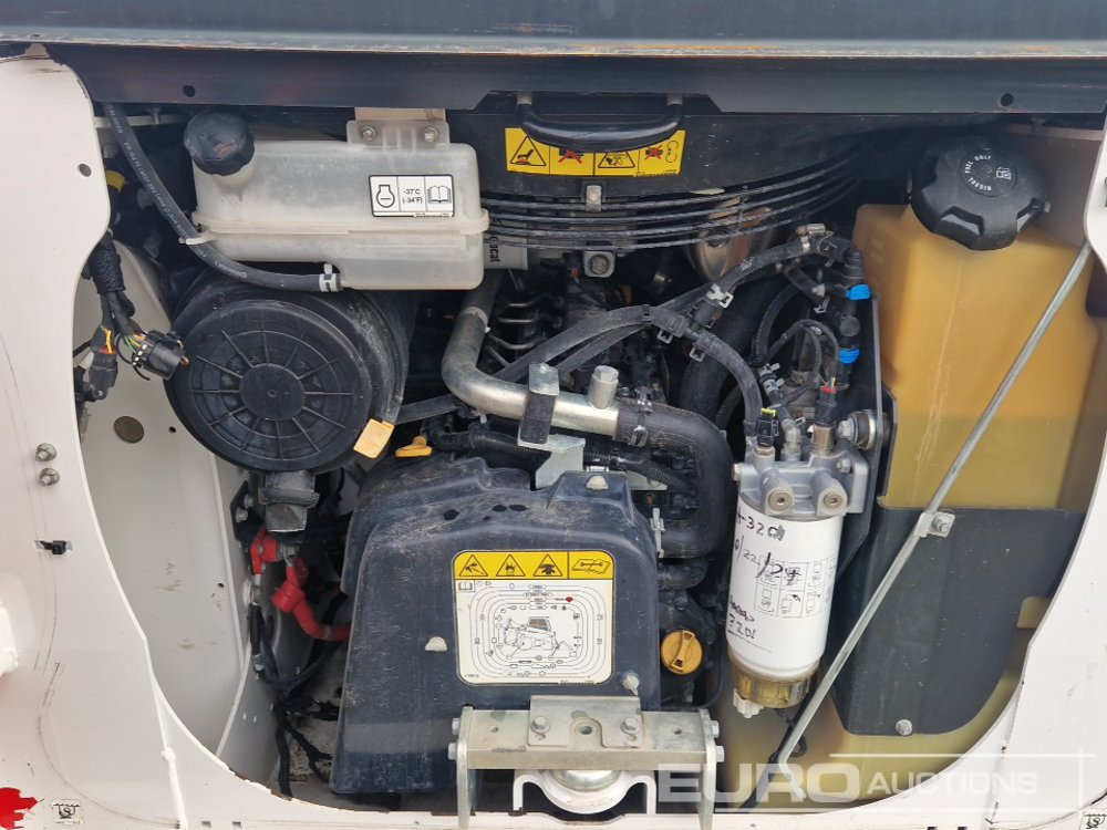 Vikšrinis mini krautuvas 2022 Bobcat T62: foto 20