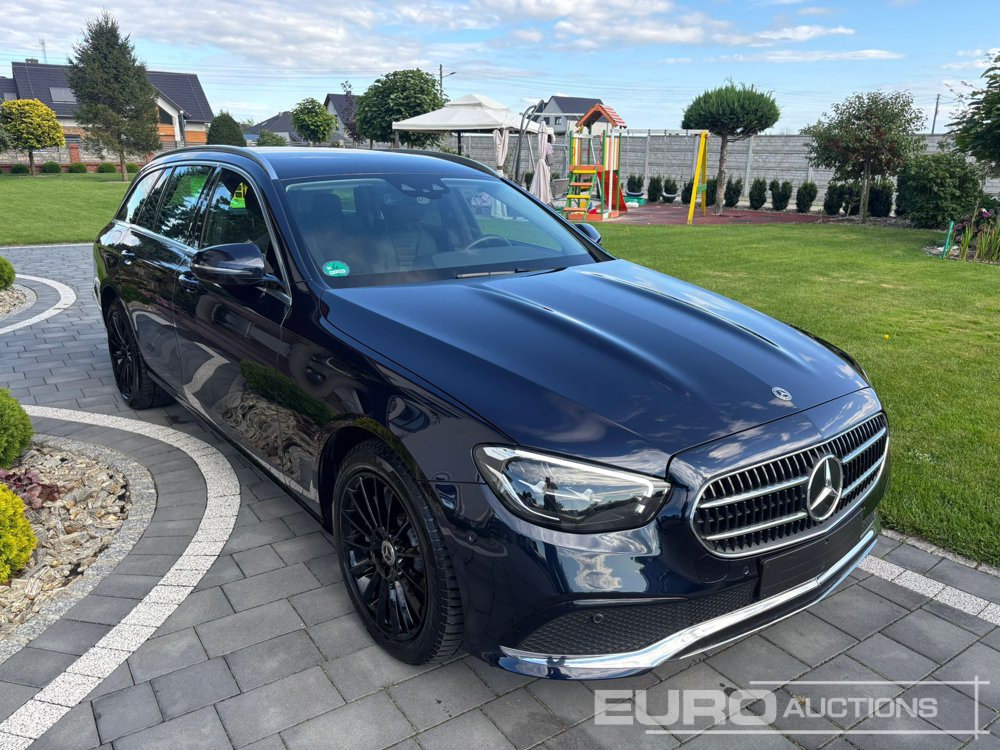 2022 Mercedes E -Klasse T-Modell E300 e, 2.0 Petrol Plug-In Hybrid, Agility Suspension, Head-Up, Burmester Sound System, Electric Windows, Parking Sensor, Navi, Heated Seats, A/C, Mercedes Me Function - Lengvasis automobilis: foto 4 2022 Mercedes E -Klasse T-Modell E300 e, 2.0 Petrol Plug-In Hybrid, Agility Suspension, Head-Up, Burmester Sound System, Electric Windows, Parking Sensor, Navi, Heated Seats, A/C, Mercedes Me Function - Lengvasis automobilis: foto 4