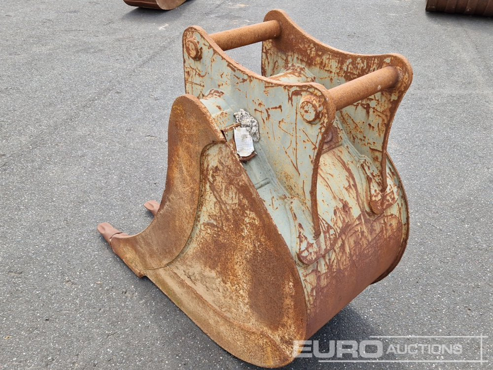 26" Digging Bucket to suit Volvo EC160 - Kaušas: foto 2 26" Digging Bucket to suit Volvo EC160 - Kaušas: foto 2