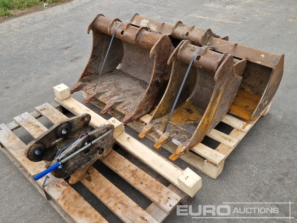 48" Ditching, 24", 12" Digging Buckets + ARDEN QH to suit Volvo EC27 - Kaušas: foto 1 48" Ditching, 24", 12" Digging Buckets + ARDEN QH to suit Volvo EC27 - Kaušas: foto 1