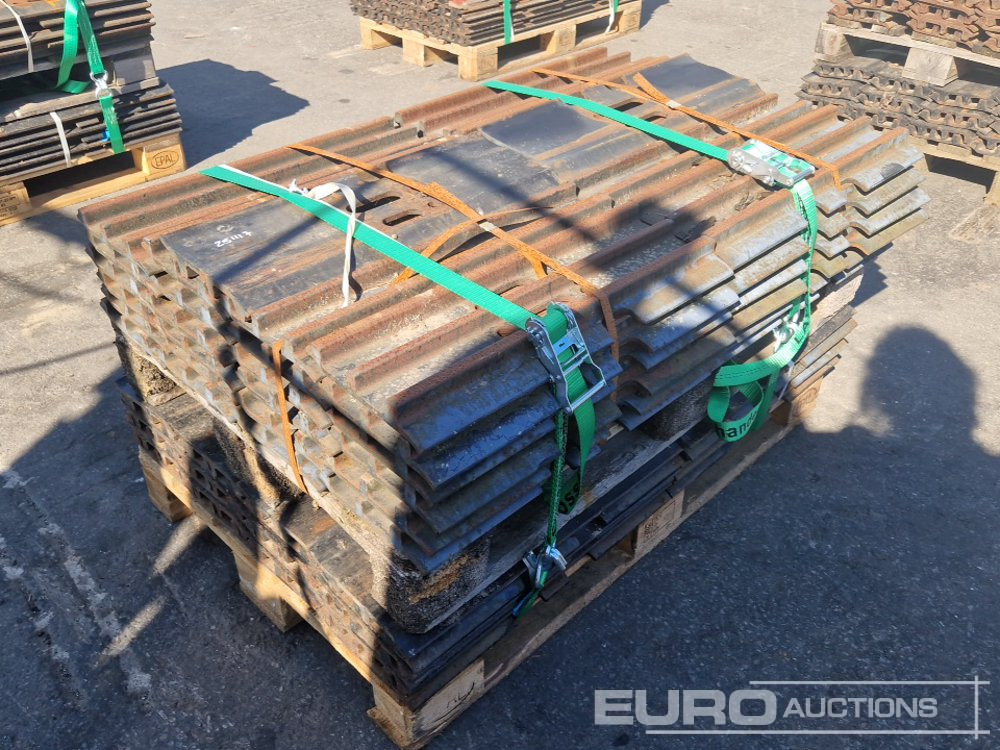 600mm Steel Plates to suit Hitachi ZX210-6 - Atsarginės dalys - Ekskavatorius: foto 2 600mm Steel Plates to suit Hitachi ZX210-6 - Atsarginės dalys - Ekskavatorius: foto 2