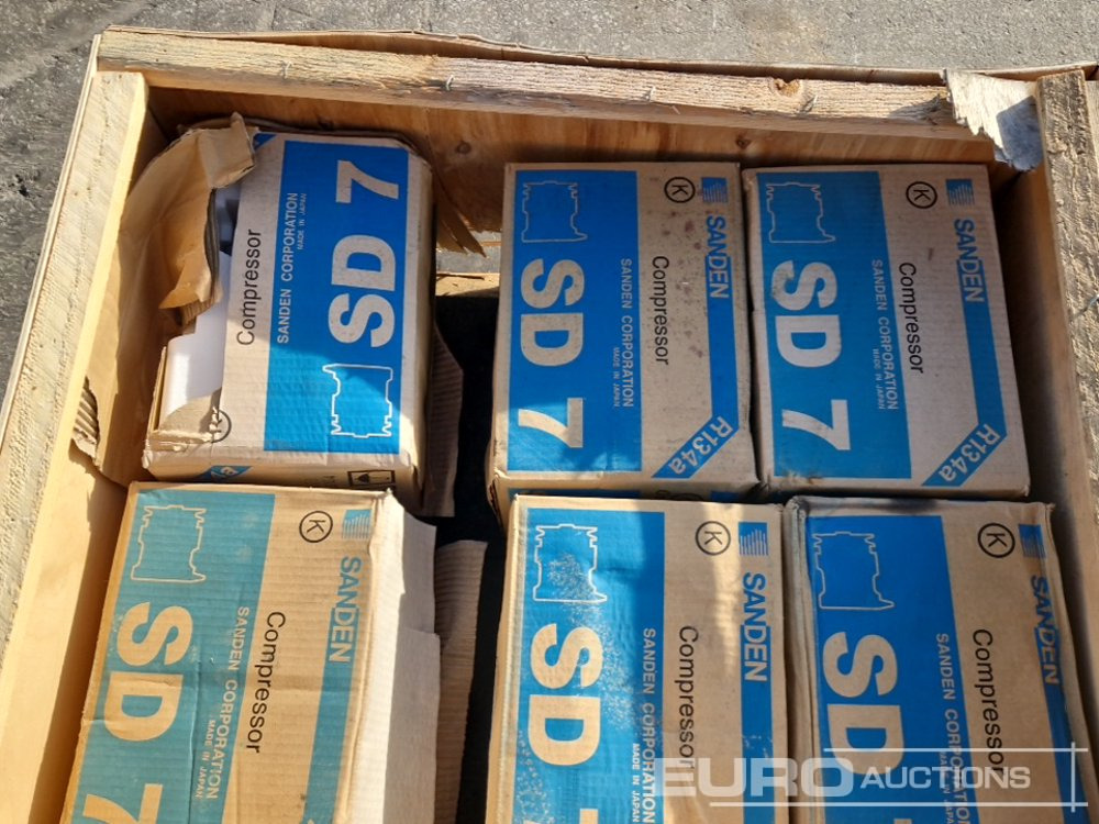 Unused Sanden SD7H15 Compressor for AC (6 of) - Atsarginės dalys: foto 3 Unused Sanden SD7H15 Compressor for AC (6 of) - Atsarginės dalys: foto 3