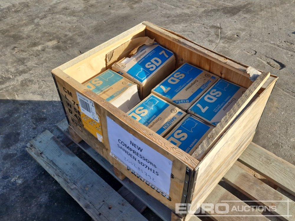 Unused Sanden SD7H15 Compressor for AC (6 of) - Atsarginės dalys: foto 2 Unused Sanden SD7H15 Compressor for AC (6 of) - Atsarginės dalys: foto 2