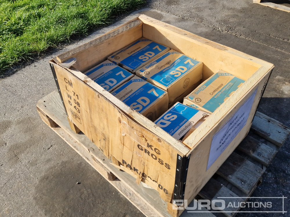 Unused Sanden SD7H15 Compressor for AC (6 of) - Atsarginės dalys: foto 1 Unused Sanden SD7H15 Compressor for AC (6 of) - Atsarginės dalys: foto 1