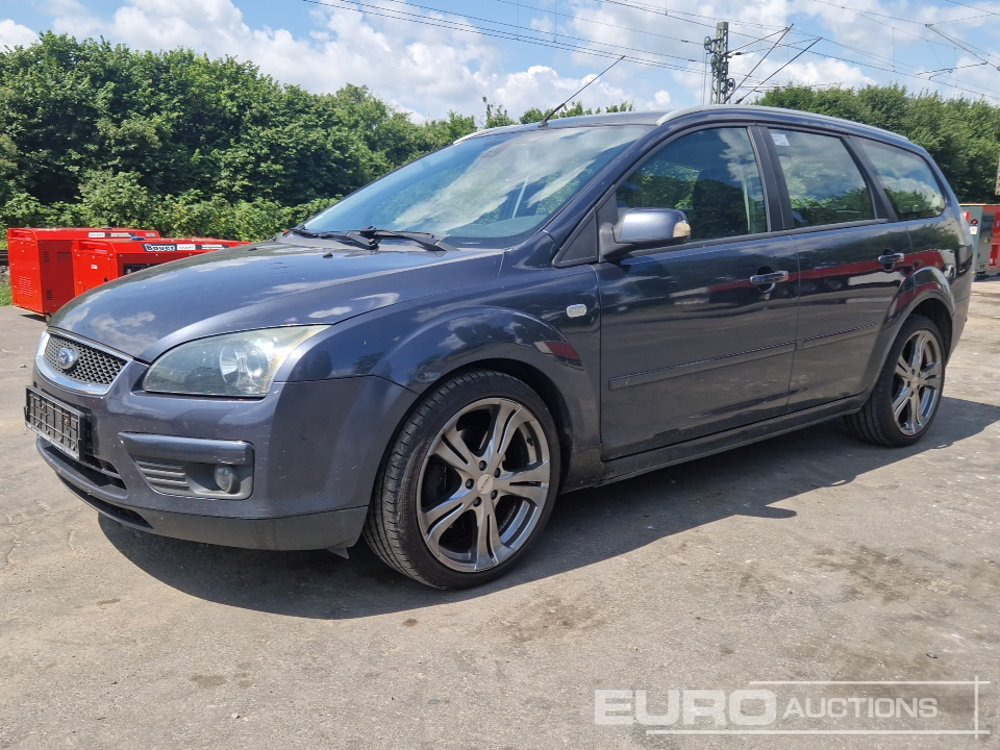 Ford Focus - Lengvasis automobilis: foto 1 Ford Focus - Lengvasis automobilis: foto 1