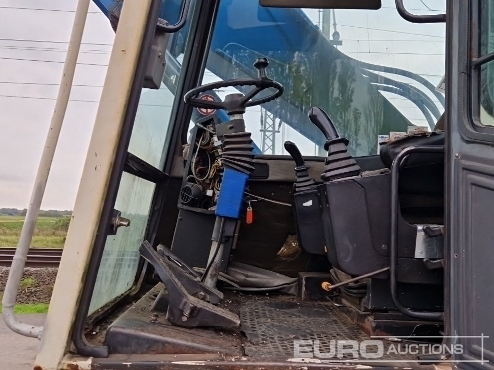 Ratinis ekskavatorius Fuchs MHL331: foto 36