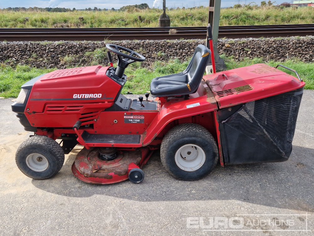 Gutbrod SPRINT3000 Ride on Lawnmower - Vejapjovė: foto 2 Gutbrod SPRINT3000 Ride on Lawnmower - Vejapjovė: foto 2