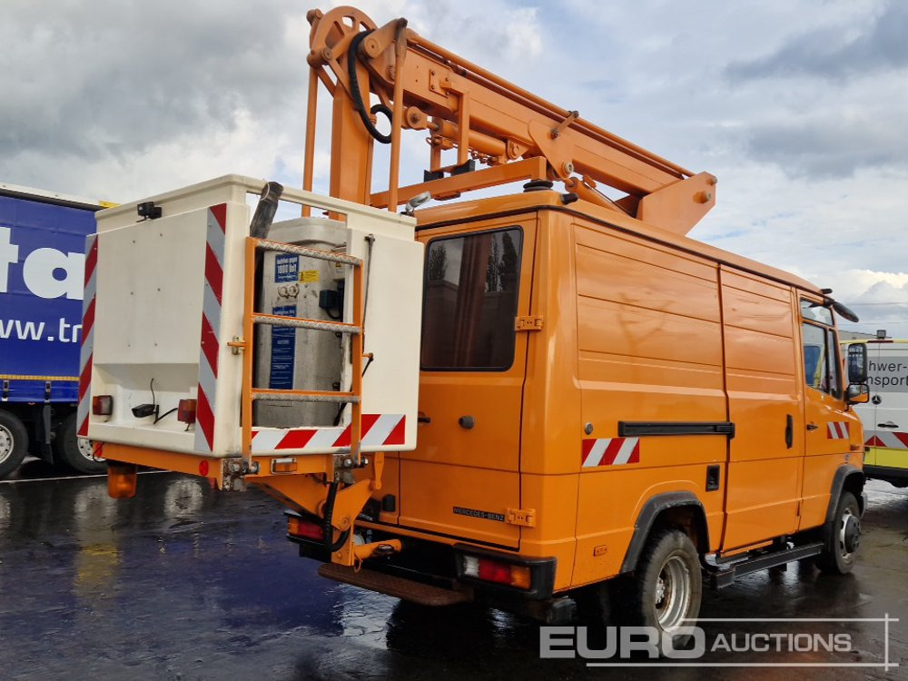 Mercedes 612D - Autobokštelio: foto 5 Mercedes 612D - Autobokštelio: foto 5