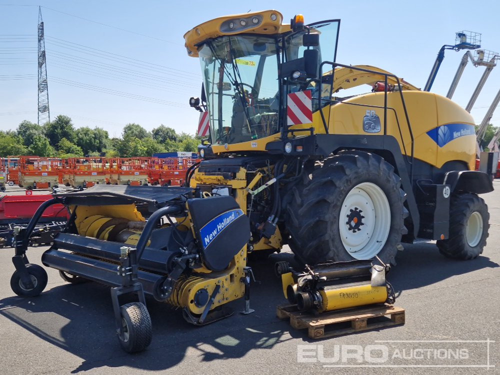 New Holland FR9050 - Derliaus nuėmimo kombainas: foto 1 New Holland FR9050 - Derliaus nuėmimo kombainas: foto 1