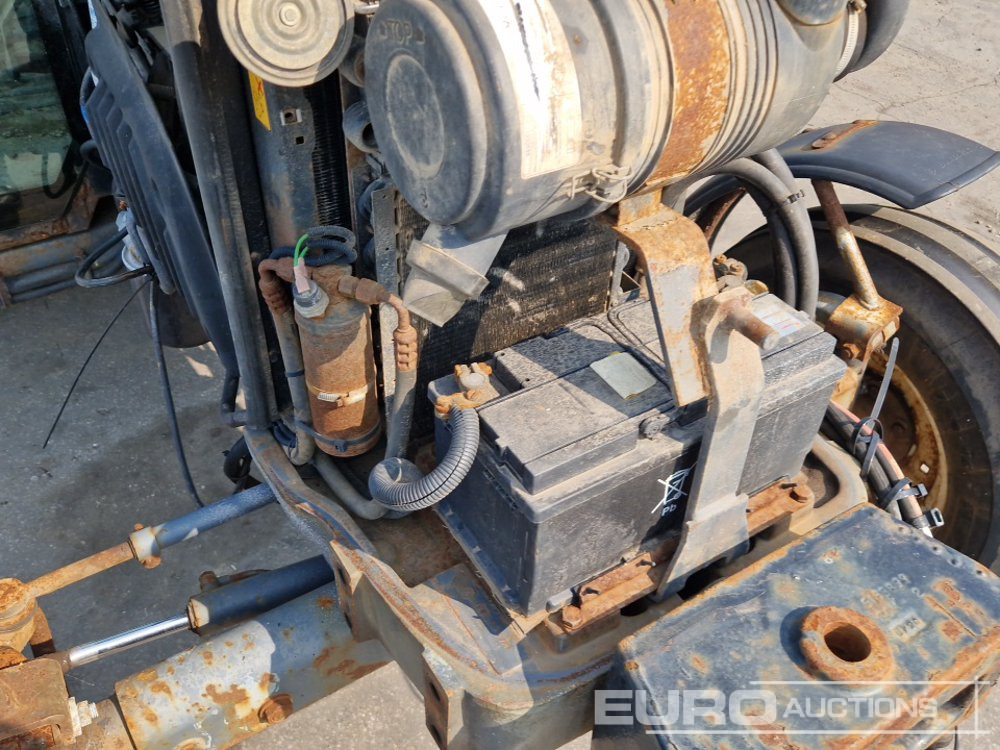 Traktorius New Holland TN65D: foto 15 Traktorius New Holland TN65D: foto 15