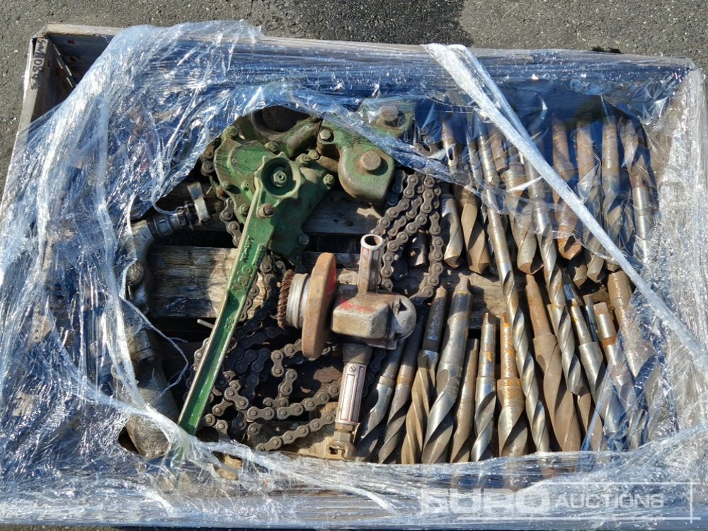 Pallet of Drilling Bits - Statybinė įranga: foto 1 Pallet of Drilling Bits - Statybinė įranga: foto 1