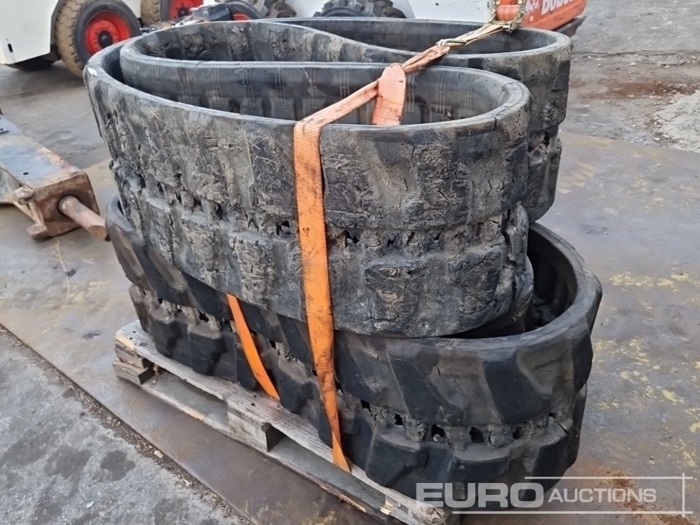 Rubber Tracks to suit Mini Excavator (2 of) - Vikšrai - Statybinė technika: foto 2 Rubber Tracks to suit Mini Excavator (2 of) - Vikšrai - Statybinė technika: foto 2