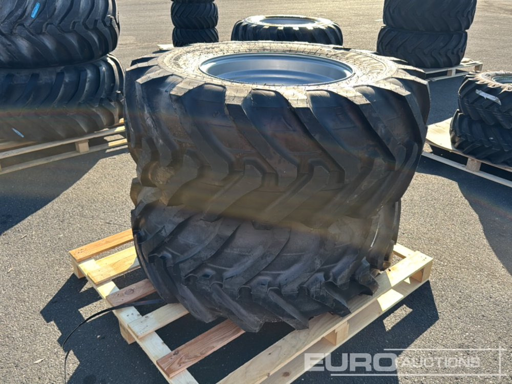 Unused Alliance 500/70R24 Tyre & Rim (2 of) - Padanga: foto 2 Unused Alliance 500/70R24 Tyre & Rim (2 of) - Padanga: foto 2