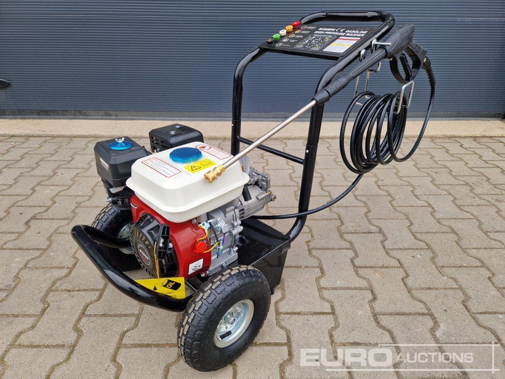 Unused MAXWIN MT3500PSI Petrol Powered High Pressure Washer, 240bar, 6.5HP - Aukšto slėgio plovykla: foto 1 Unused MAXWIN MT3500PSI Petrol Powered High Pressure Washer, 240bar, 6.5HP - Aukšto slėgio plovykla: foto 1