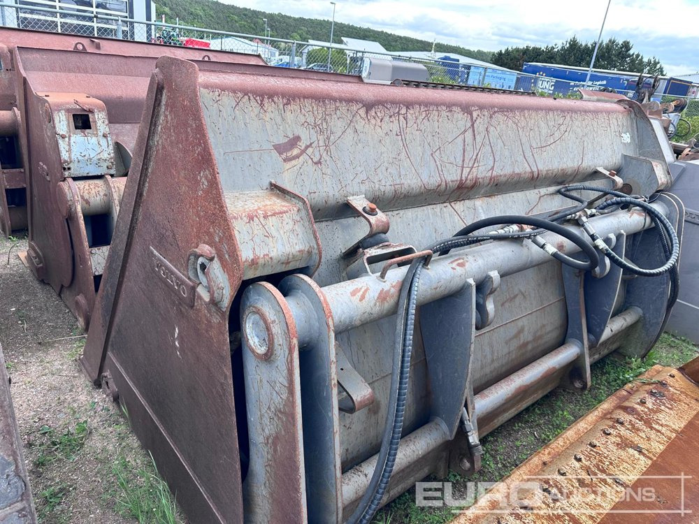 Unused Volvo Loader Bucket - Kaušas: foto 1 Unused Volvo Loader Bucket - Kaušas: foto 1